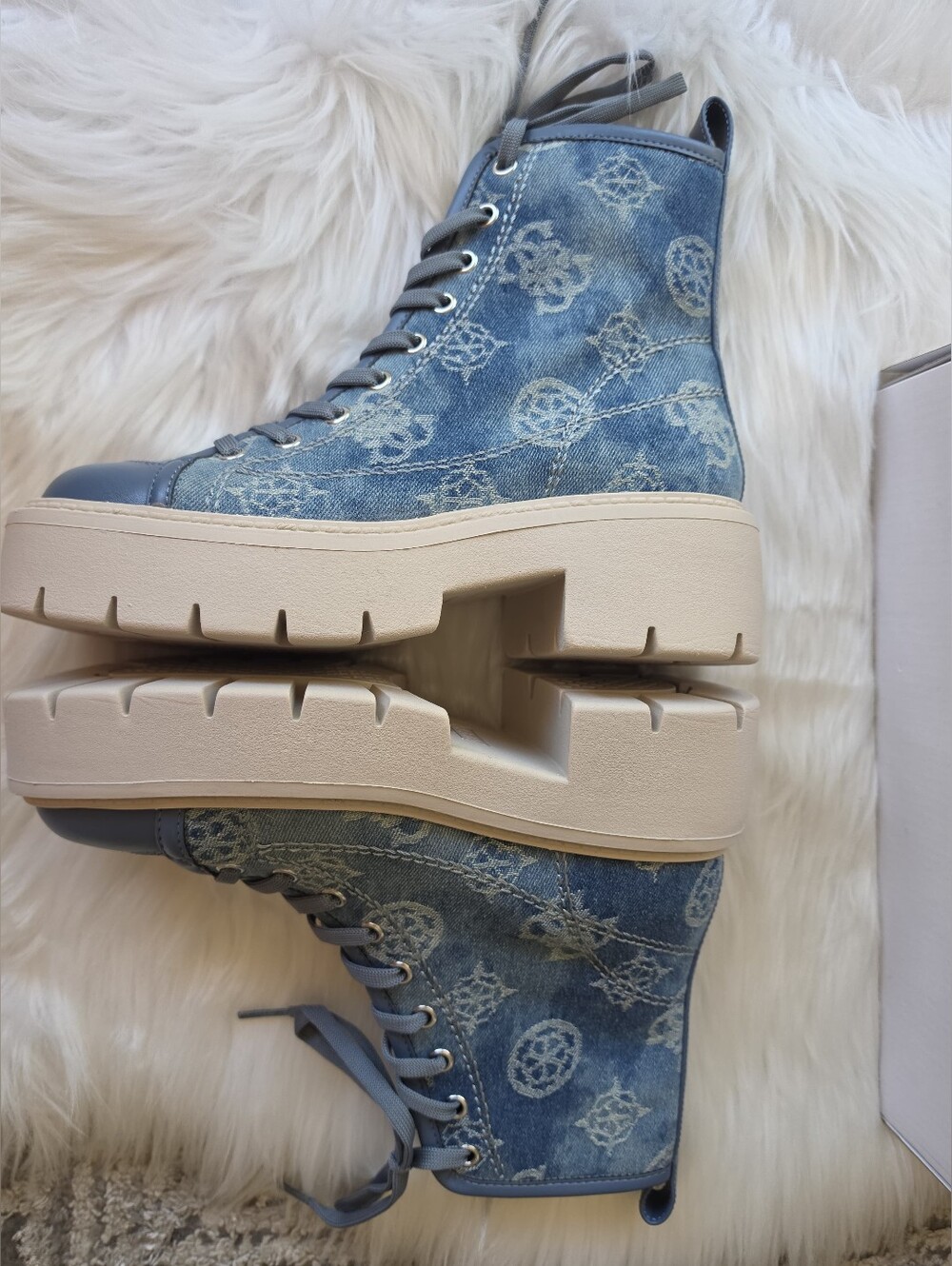 GUESS Shutter Denim Peony Utility Boots, 7